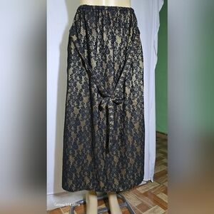 Elegant Black and Gold Lace Skirt